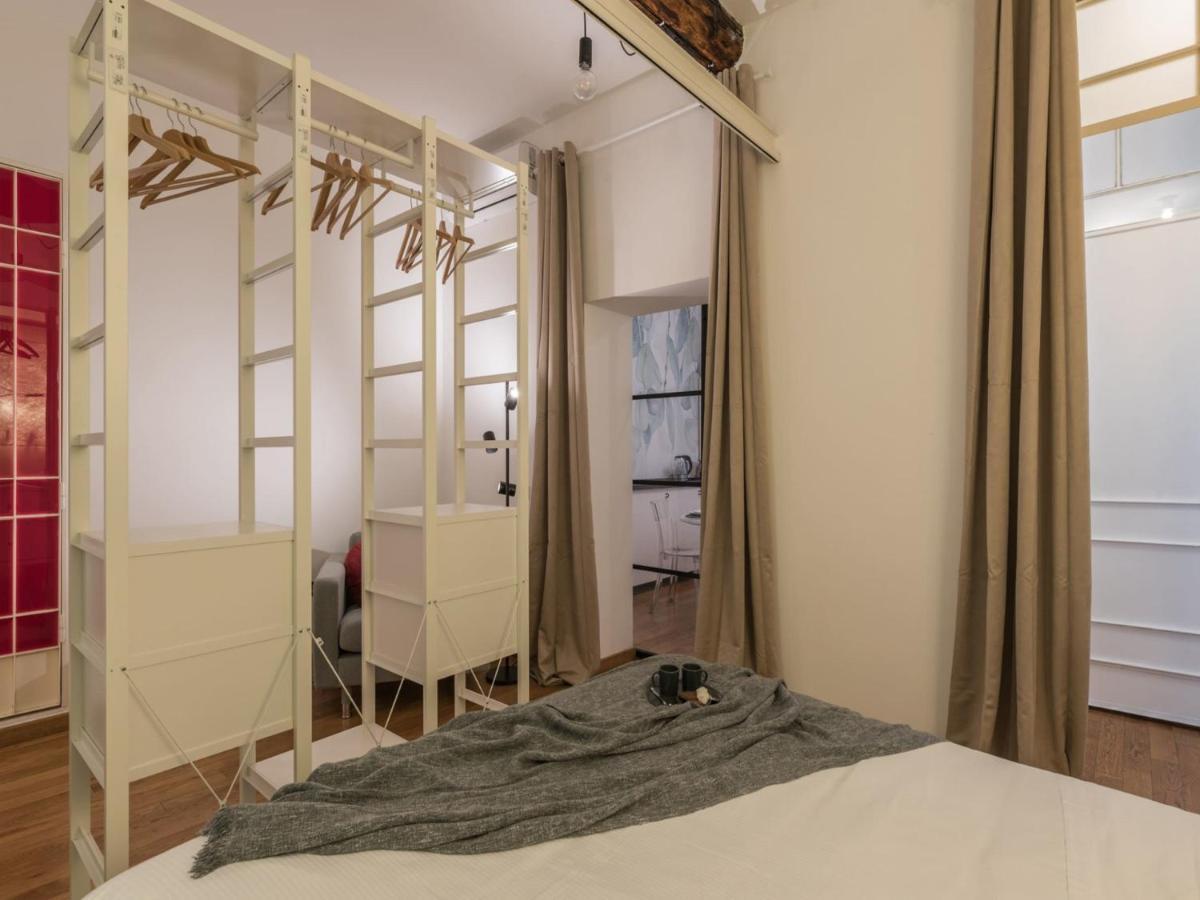 The Best Rent - Cozy Two-Bedroom Apartment In Via Dei Condotti Rom Exteriör bild