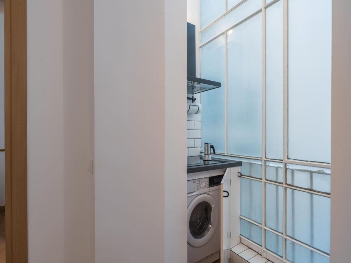 The Best Rent - Cozy Two-Bedroom Apartment In Via Dei Condotti Rom Exteriör bild