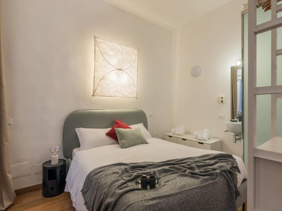The Best Rent - Cozy Two-Bedroom Apartment In Via Dei Condotti Rom Exteriör bild